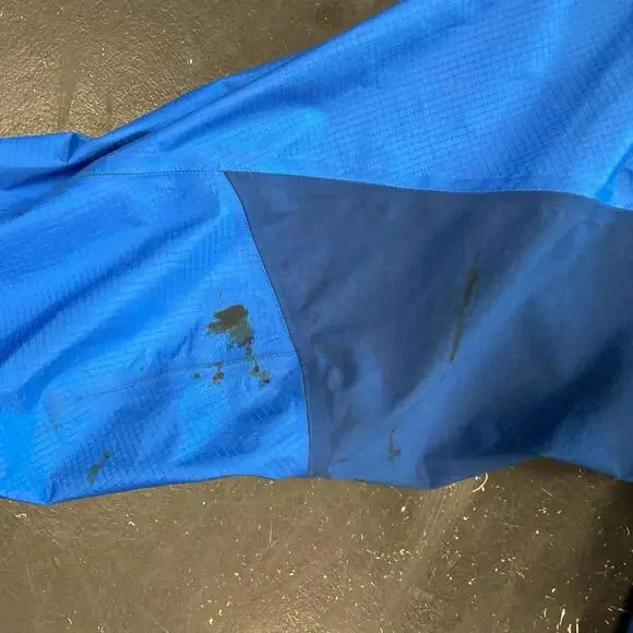 Vintage Blue Arc’teryx Shell Jacket - Picture 8 of 8